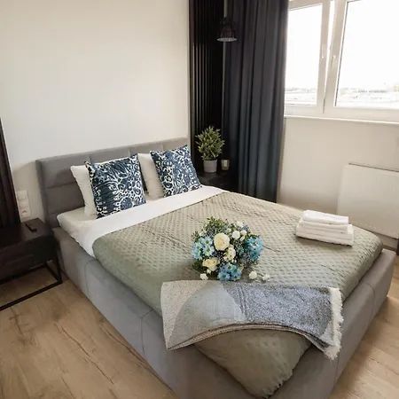 Lumina I Premium 2br I Balcony I Ac I Parking I Near Pasaz Lodzki Łódź