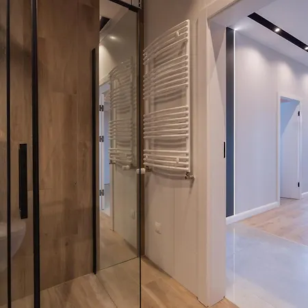 Lumina Near Pasaz Lodzki Appartement Łódź