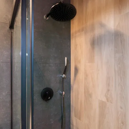 Lumina I Premium 2br I Balcony I Ac I Parking I Near Pasaz Lodzki