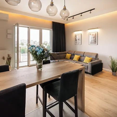 Lumina I Premium 2br I Balcony I Ac I Parking I Near Pasaz Lodzki Appartement
