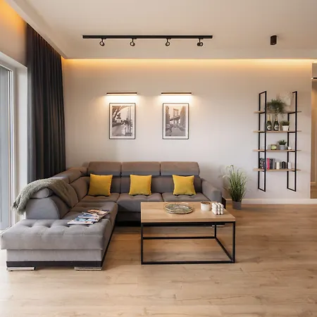 Lumina I Premium 2br I Balcony I Ac I Parking I Near Pasaz Lodzki Appartement