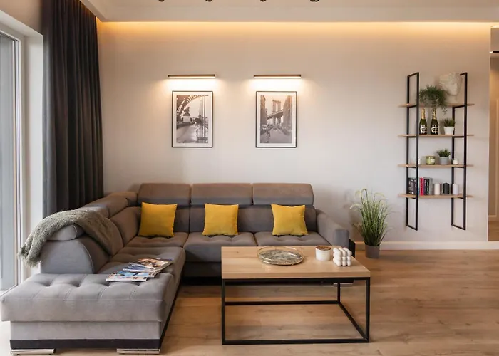 Lumina Near Pasaz Lodzki Łódź