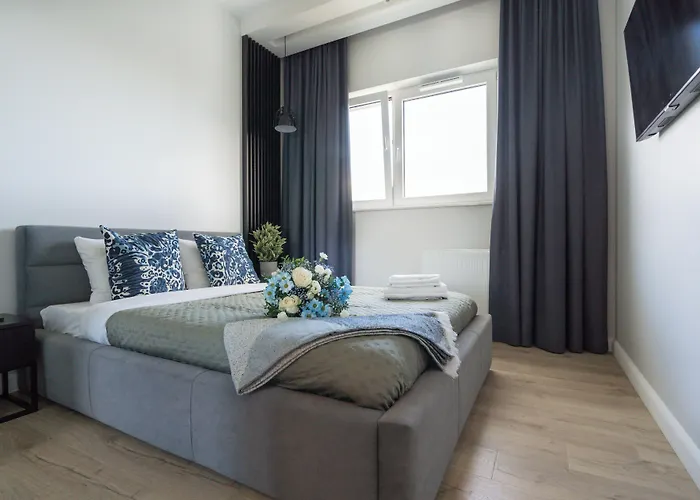 Apartment Lumina Near Pasaz Lodzki Łódź